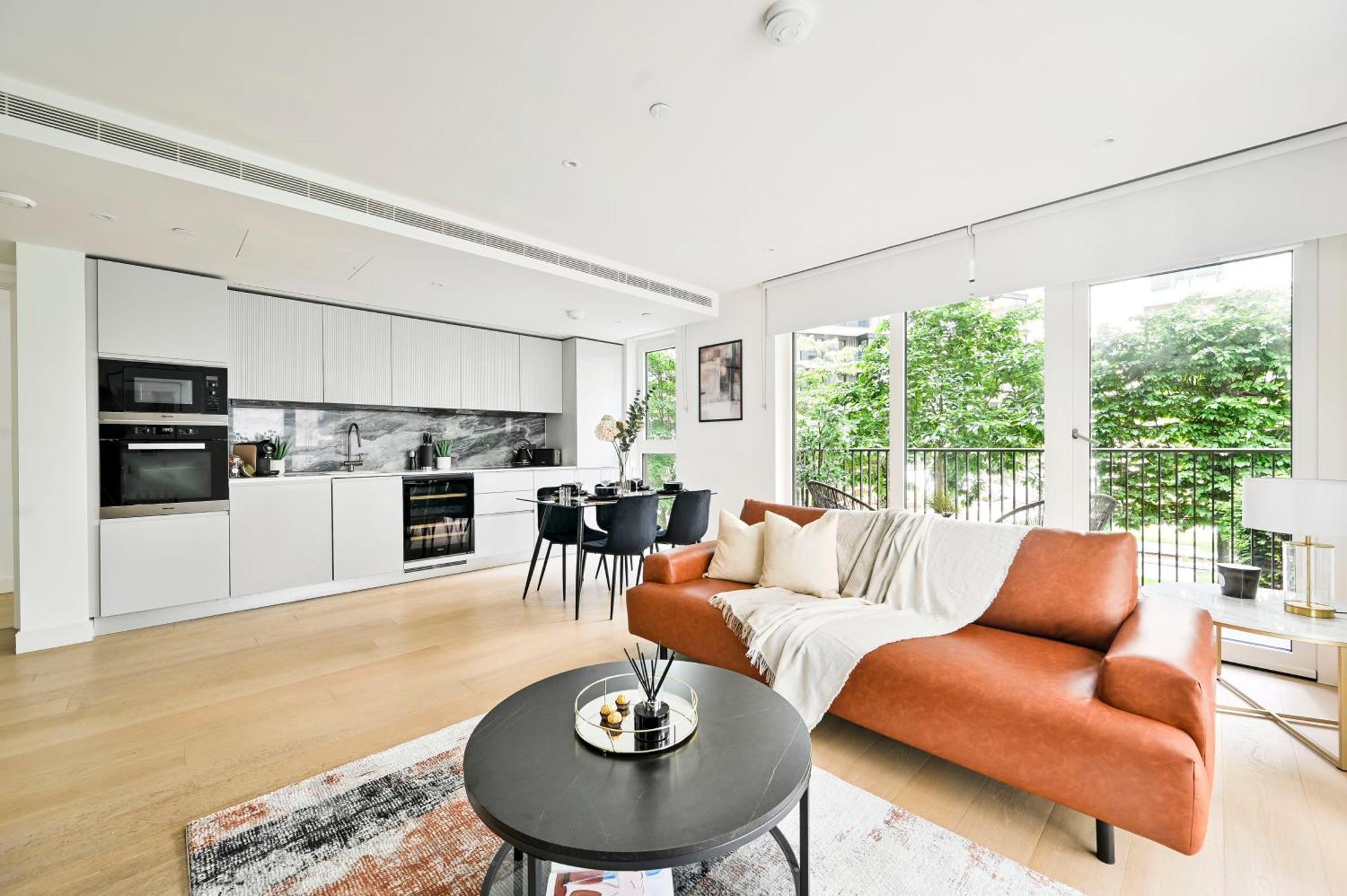 Luxury In White Living - Ideal For Family & Business Apartamento
