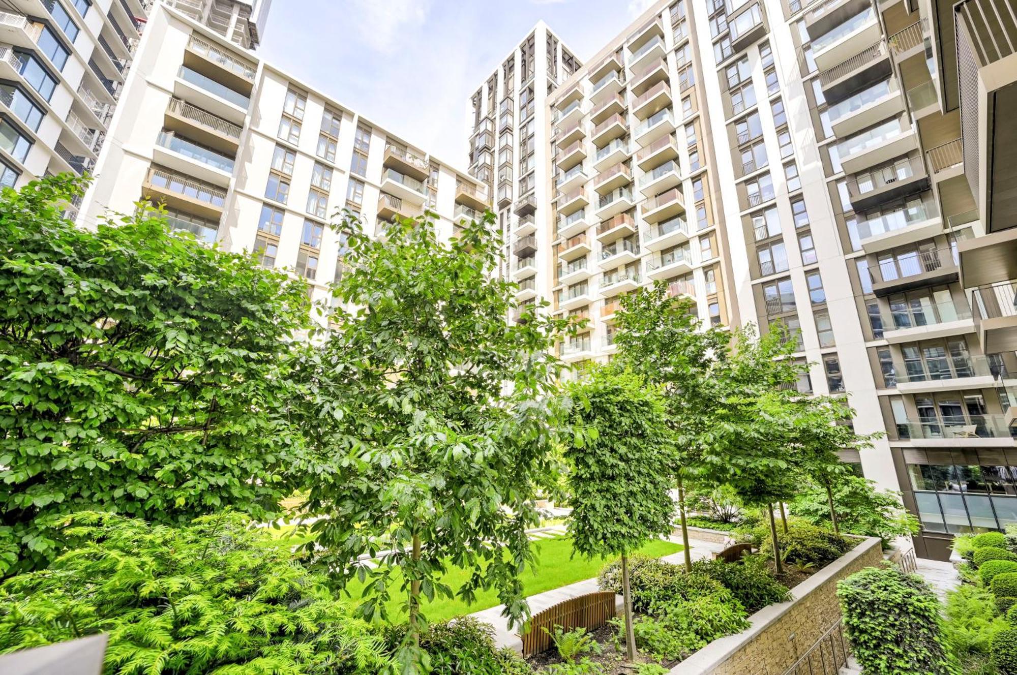 Luxury In White Living - Ideal For Family & Business Londres