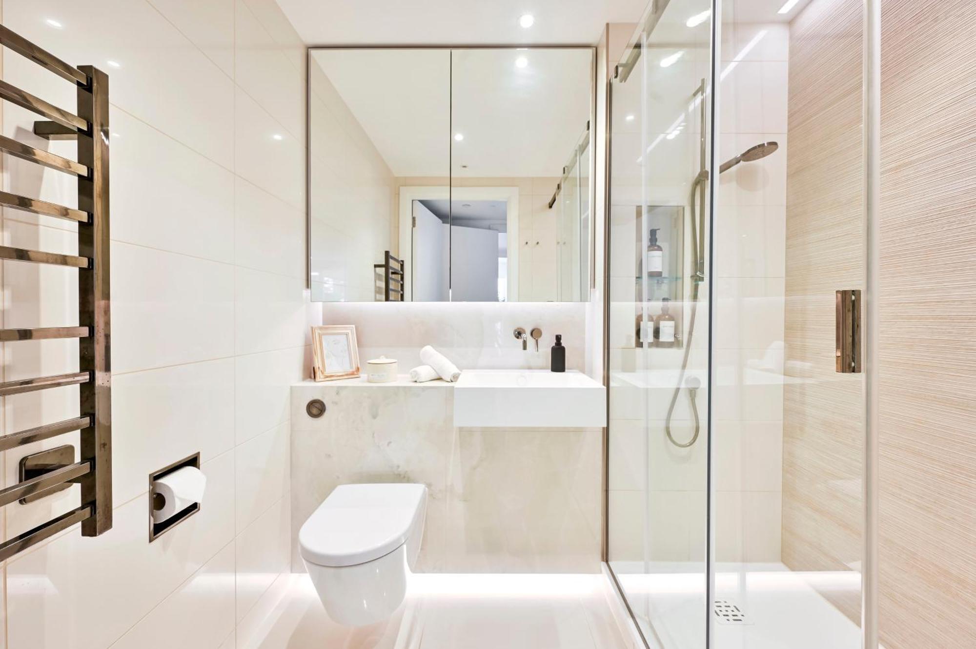 Luxury In White Living - Ideal For Family & Business * Londres