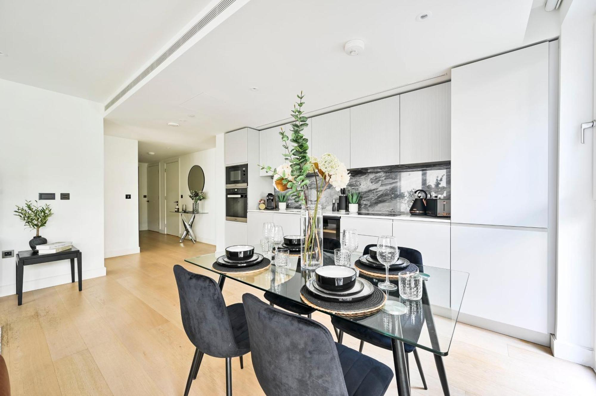 Luxury In White Living - Ideal For Family & Business * Londres
